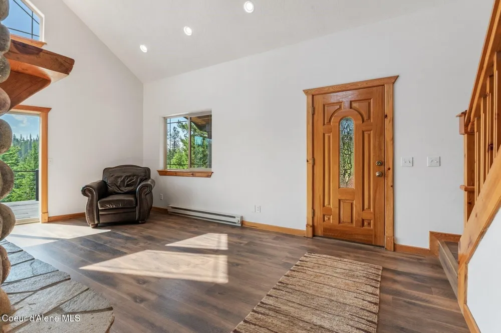 671 Kelso Woods Drive Athol, ID 83801