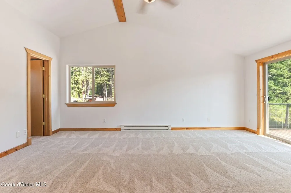 671 Kelso Woods Drive Athol, ID 83801