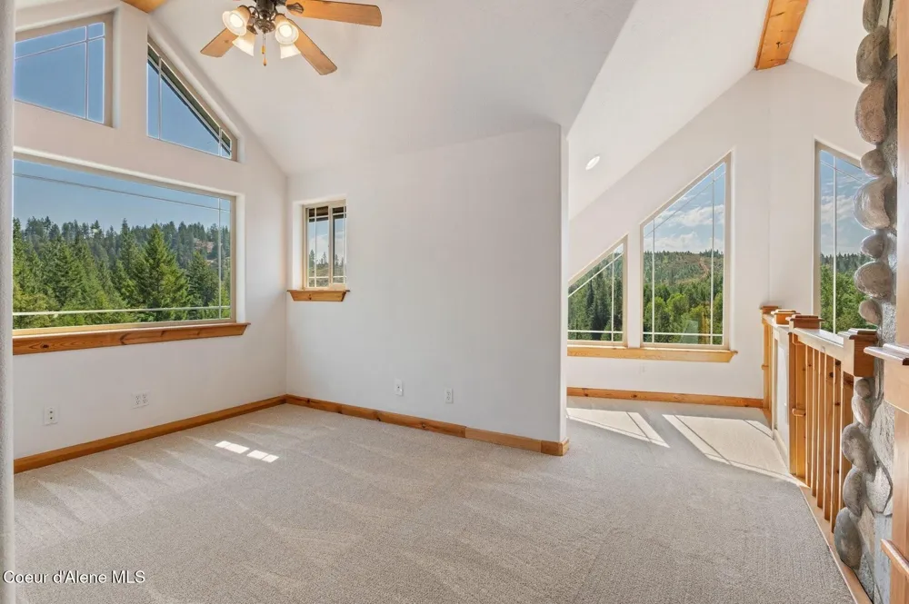 671 Kelso Woods Drive Athol, ID 83801