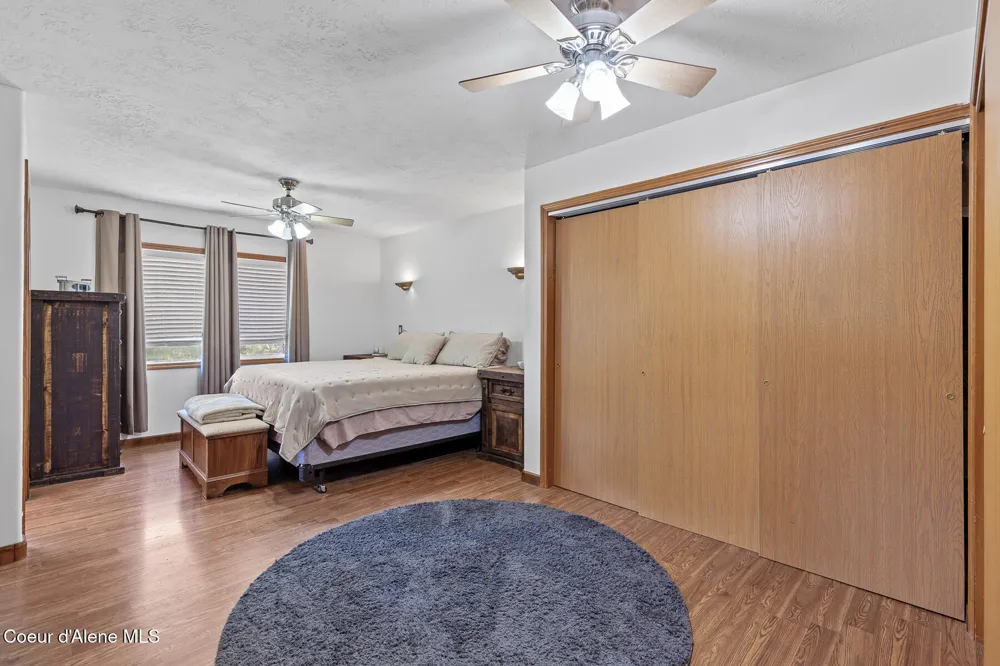 34197 Hayden Drive Spirit Lake, ID 83869