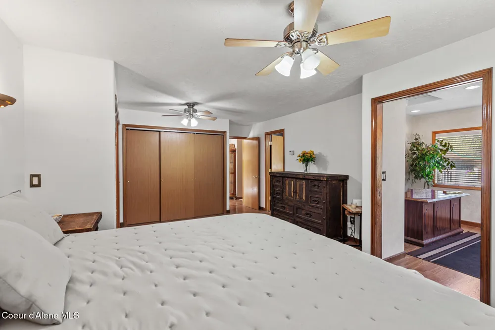 34197 Hayden Drive Spirit Lake, ID 83869