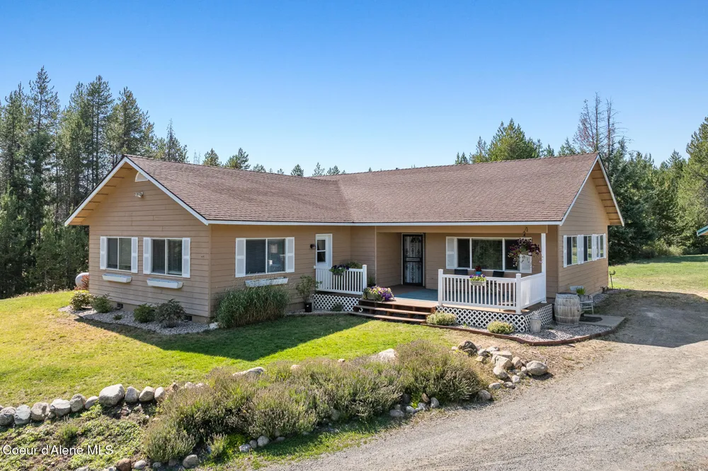 34197 Hayden Drive Spirit Lake, ID 83869