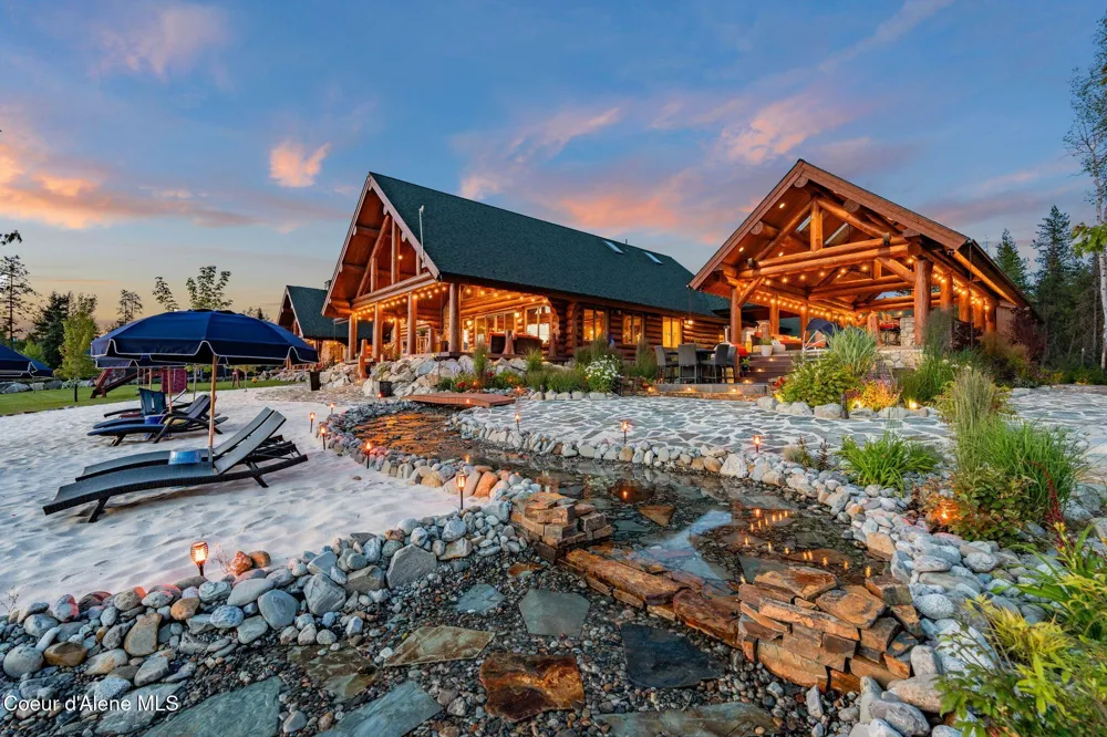 816 Ponderesa Ranch Rd Sagle, ID 83860