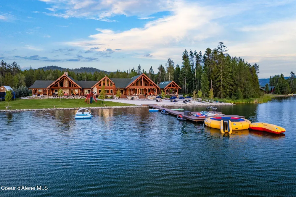 816 Ponderesa Ranch Rd Sagle, ID 83860