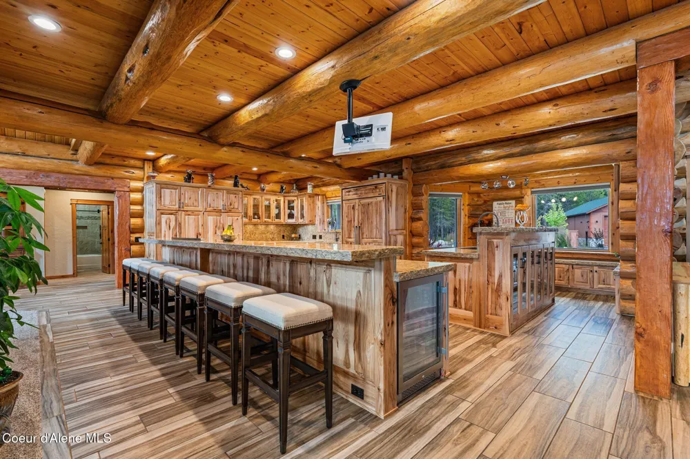 816 Ponderesa Ranch Rd Sagle, ID 83860