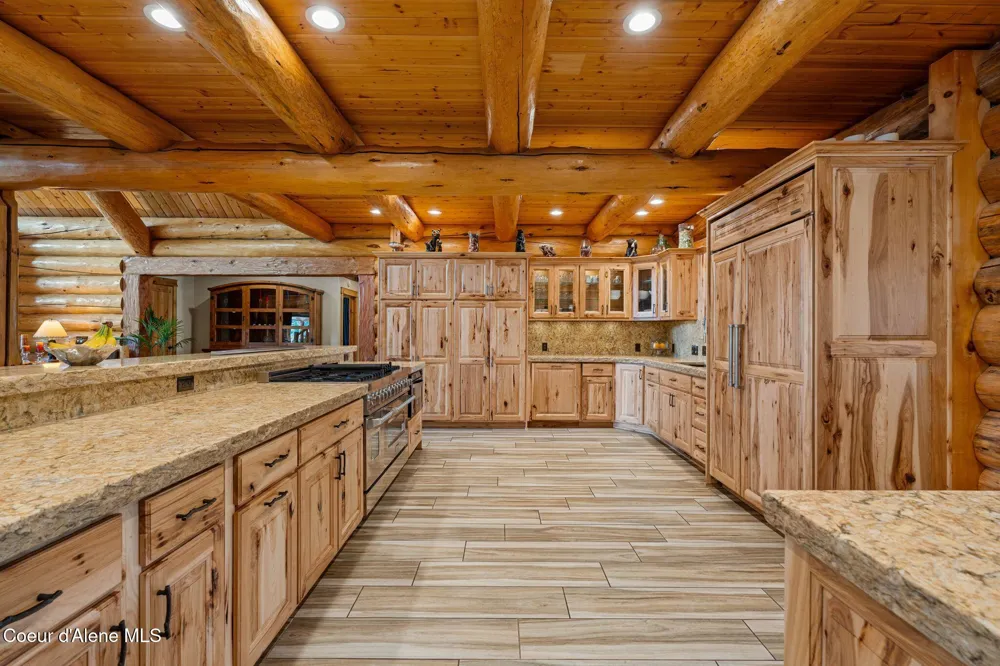 816 Ponderesa Ranch Rd Sagle, ID 83860