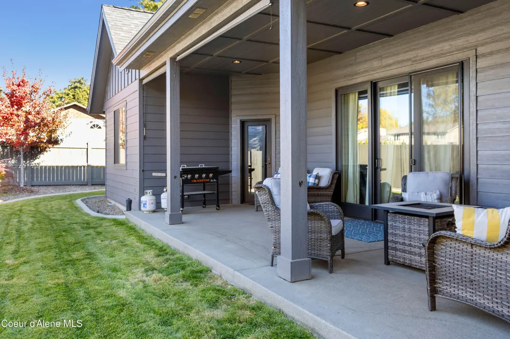 1276 E Hofmeister Court Hayden Lake, ID 83835