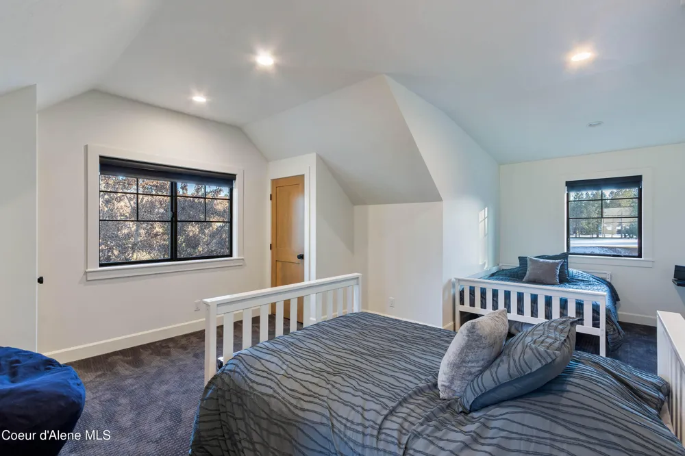 1276 E Hofmeister Court Hayden Lake, ID 83835
