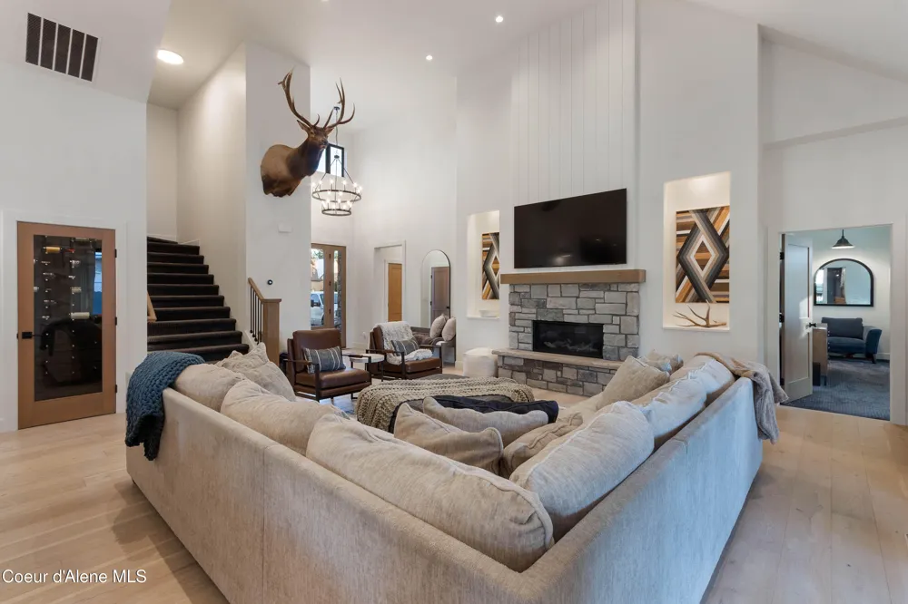 1276 E Hofmeister Court Hayden Lake, ID 83835