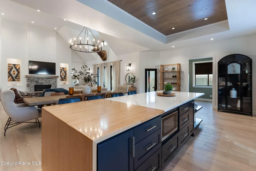 1276 E Hofmeister Court Hayden Lake, ID 83835