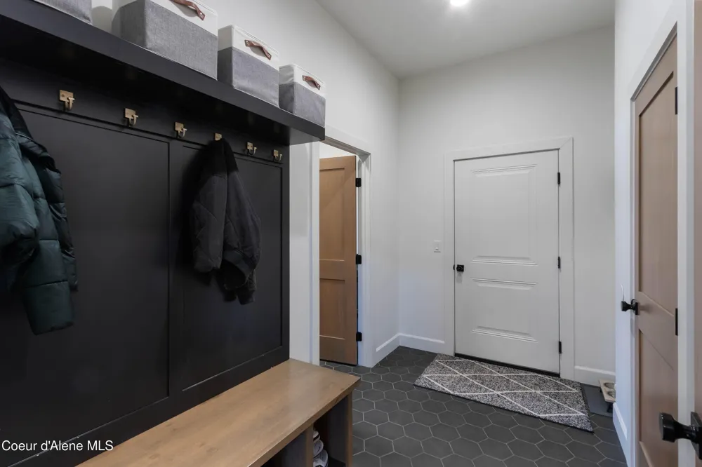 1276 E Hofmeister Court Hayden Lake, ID 83835