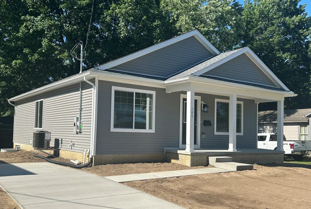 107 Hart Street Marshall City, MI 49068
