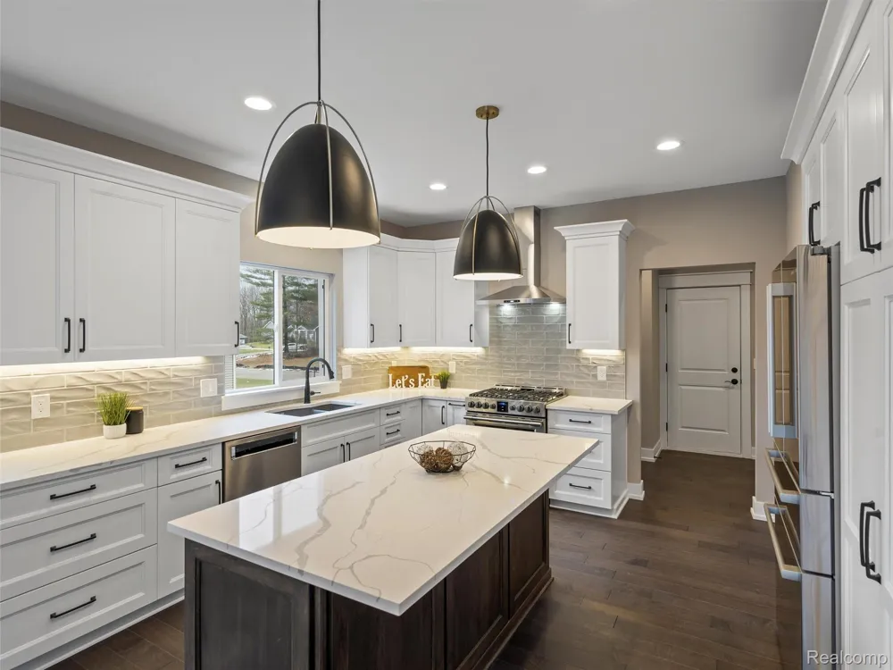 7670 Parshallville Road Hartland Township, MI 48430