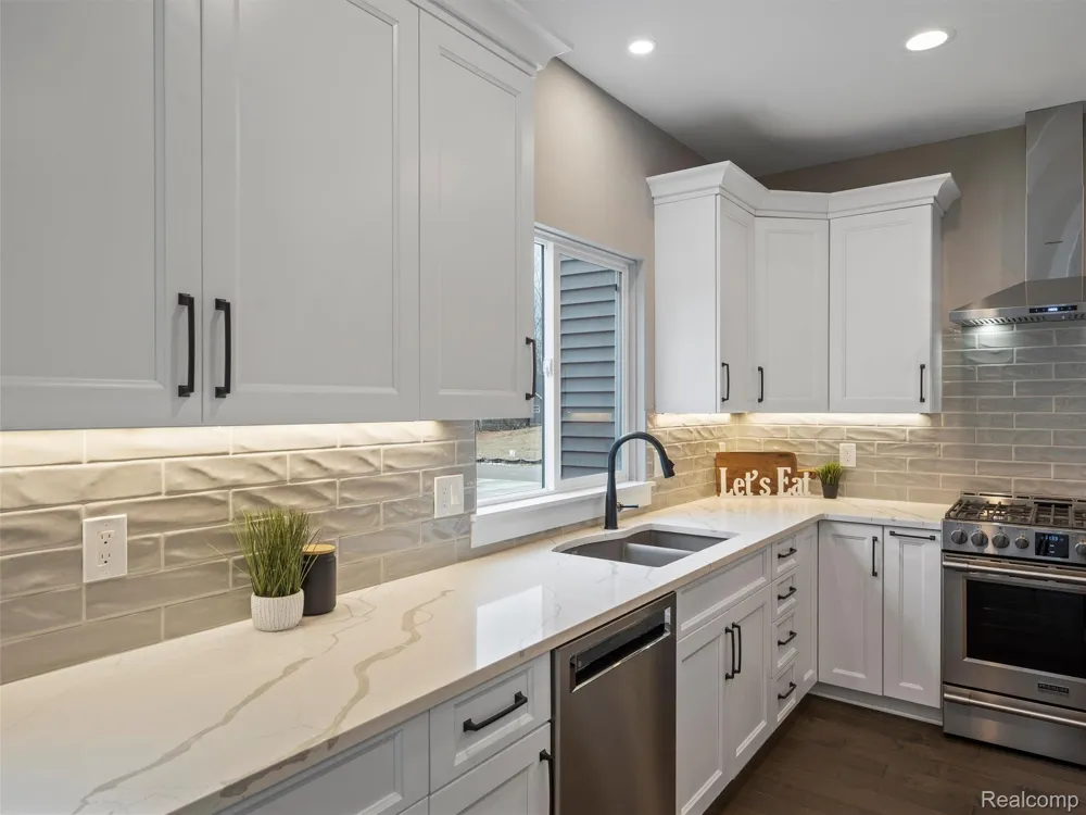 7670 Parshallville Road Hartland Township, MI 48430