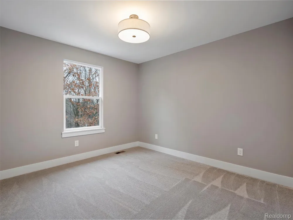 7670 Parshallville Road Hartland Township, MI 48430