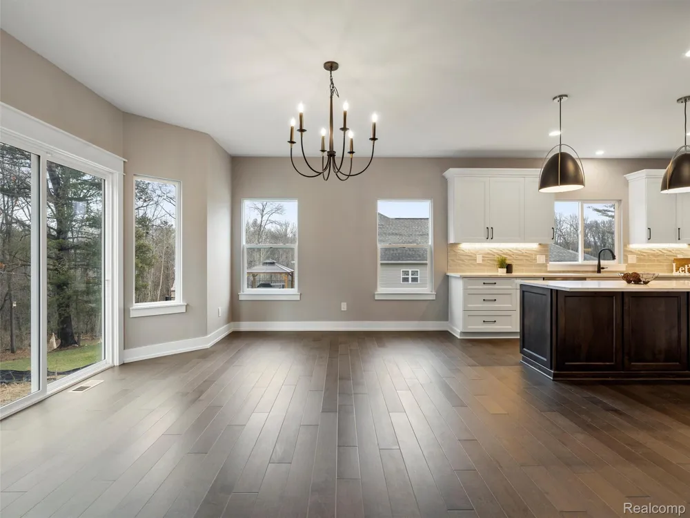 7670 Parshallville Road Hartland Township, MI 48430
