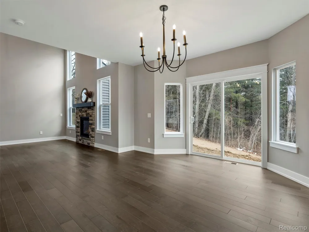 7670 Parshallville Road Hartland Township, MI 48430