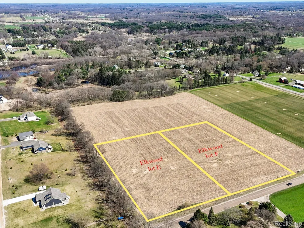 7670 Parshallville Road Hartland Township, MI 48430