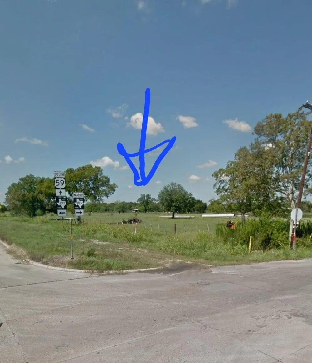 16014 Navidad Street Edna, TX 77957