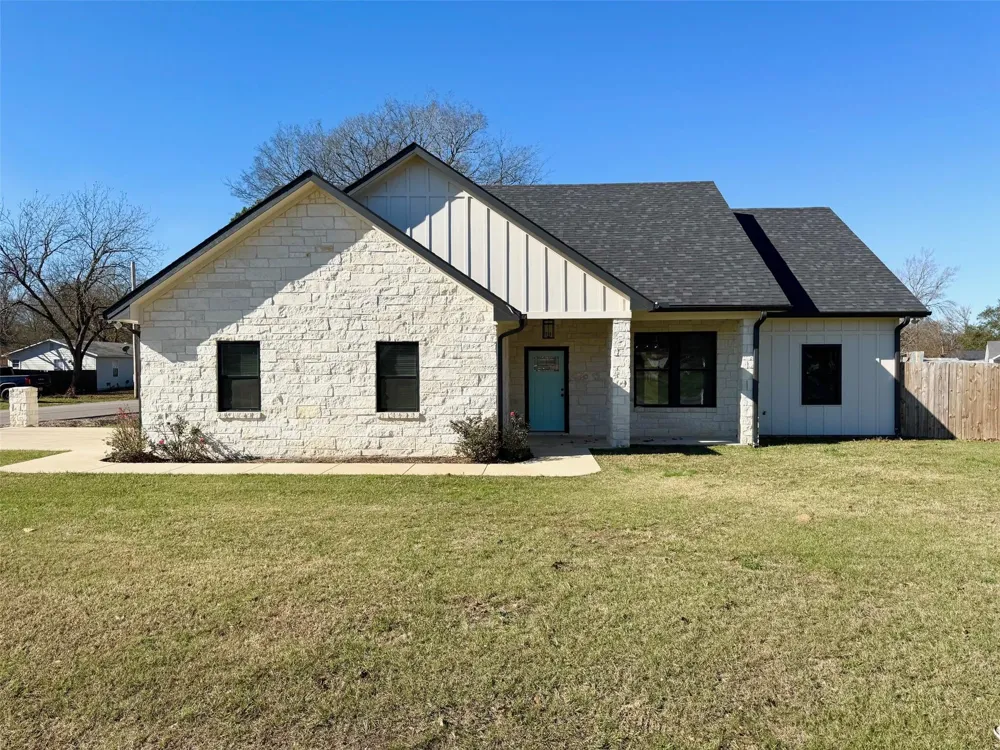 505 Brazos Street Crockett, TX 75835