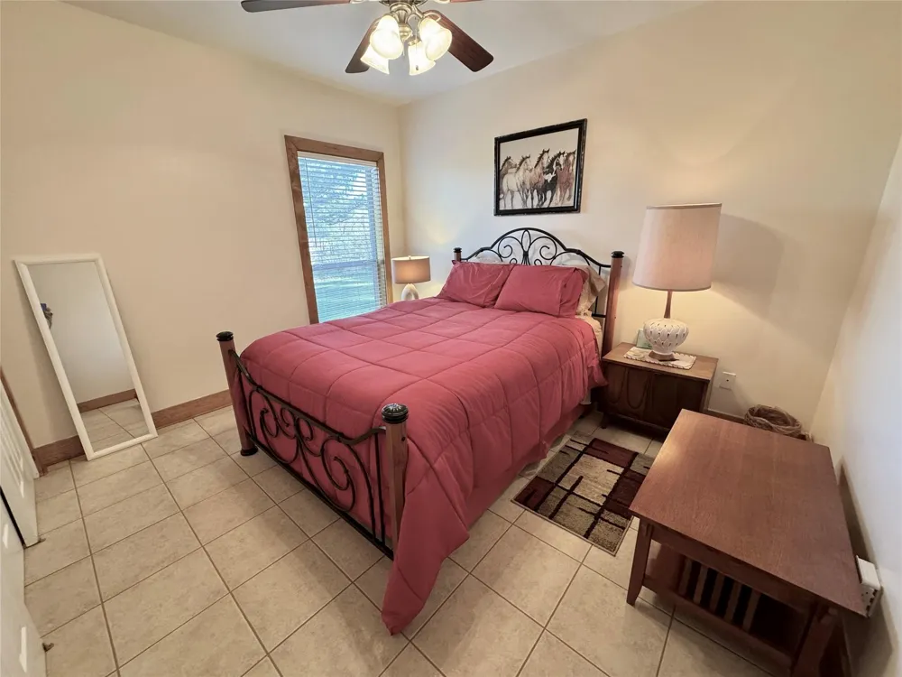 55 Lake Road Riverside, TX 77320