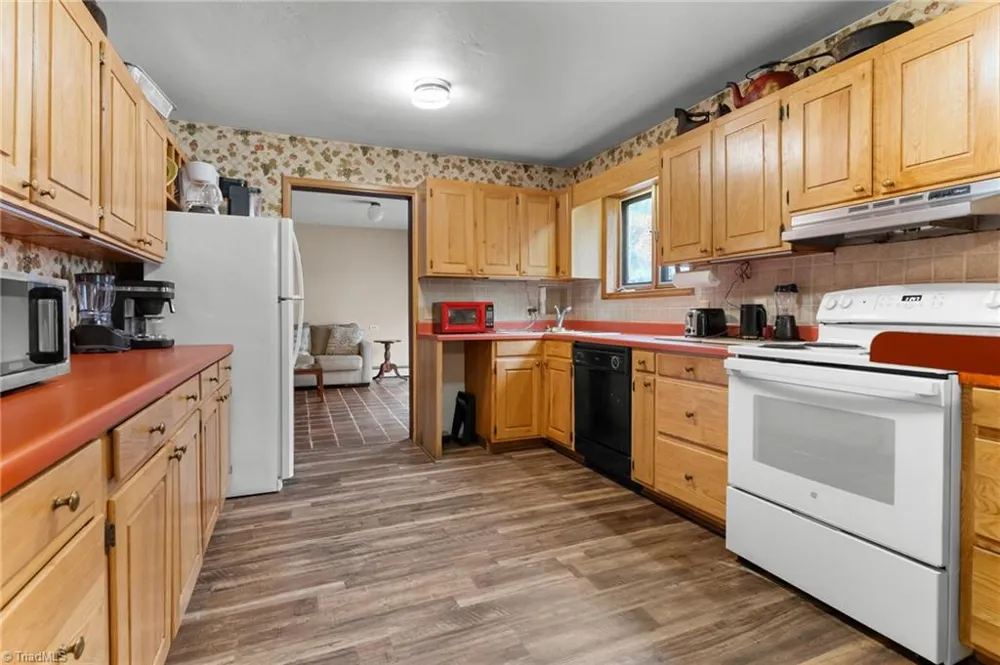 339 Stillhouse Branch Road Laurel Springs, NC 28644