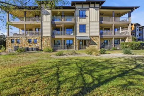 17700 Edgewood Way #101