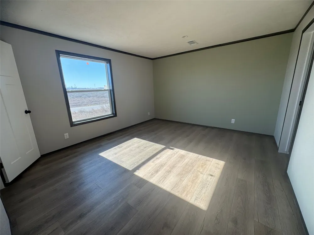330 Beckham Drive Dale, TX 78616