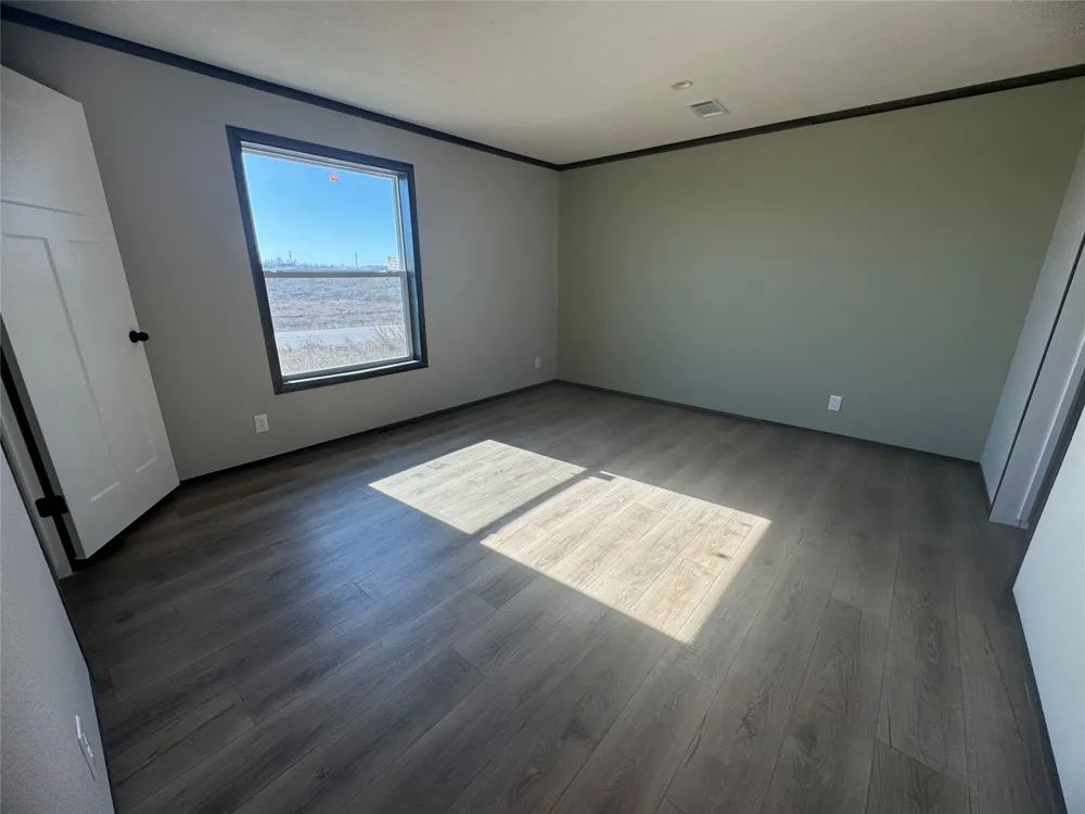 330 Beckham Drive Dale, TX 78616