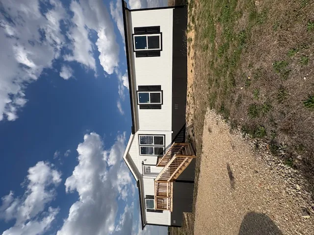 330 Beckham Drive Dale, TX 78616
