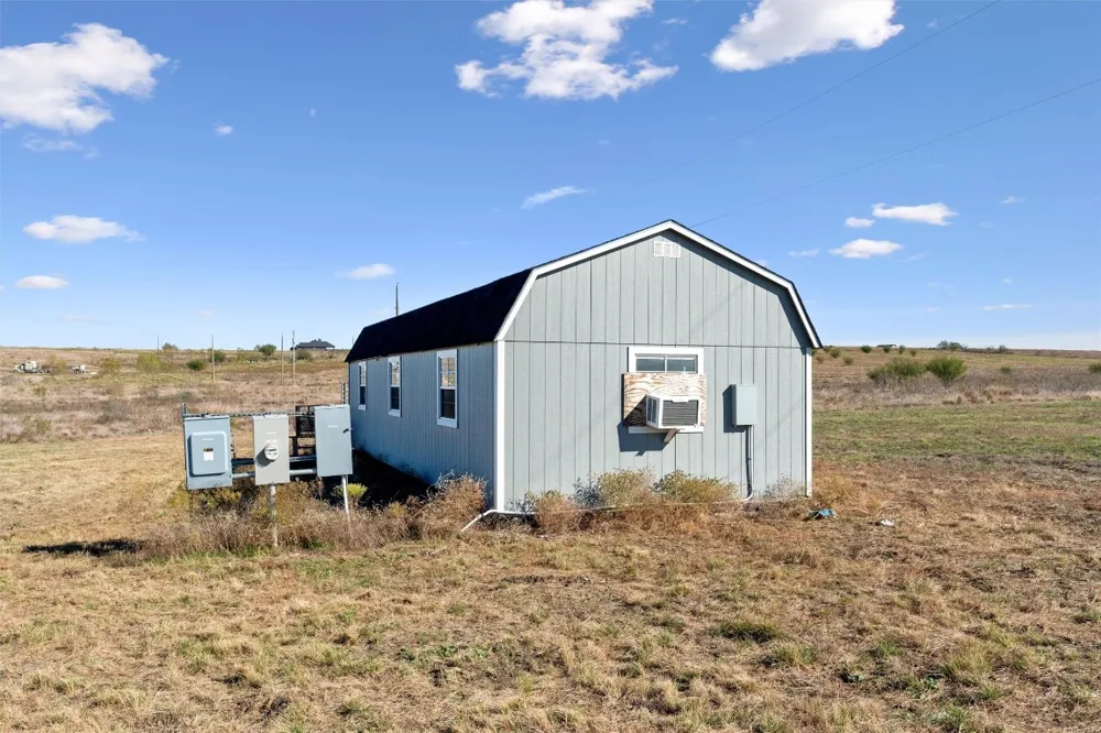 422 County Road 451 Road Coupland, TX 78615