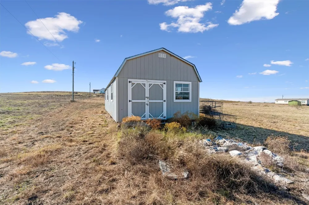 422 County Road 451 Road Coupland, TX 78615