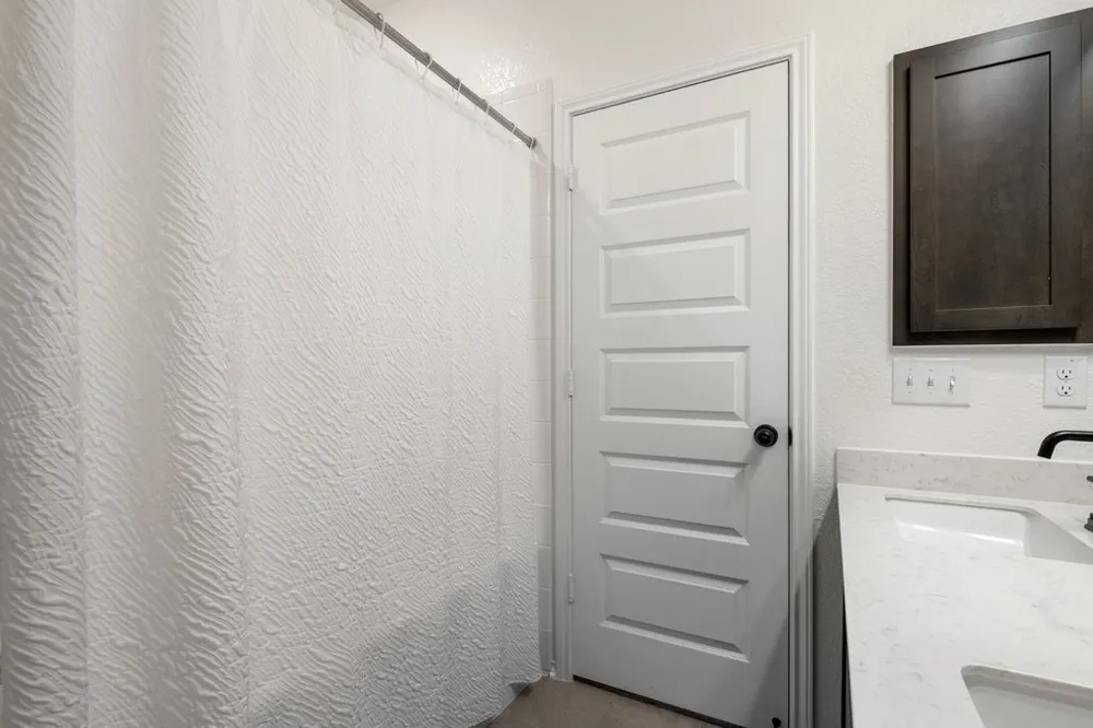 218 Summit Drive Lockhart, TX 78644