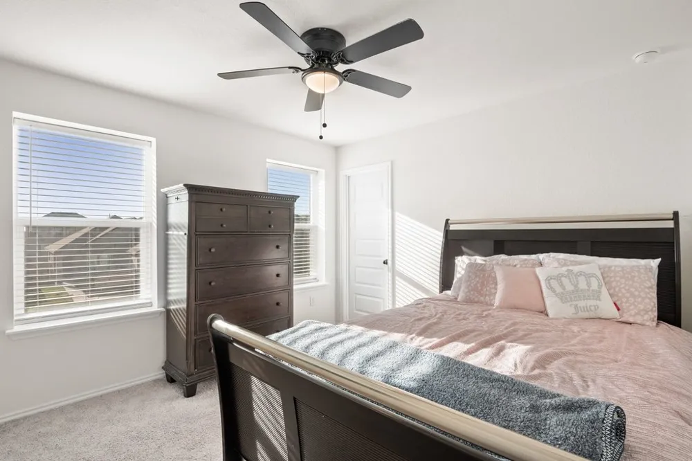 218 Summit Drive Lockhart, TX 78644
