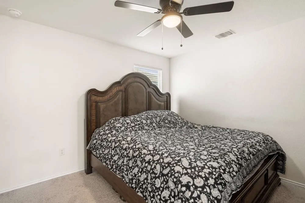 218 Summit Drive Lockhart, TX 78644