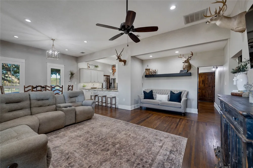 8323 E State Highway 29 Georgetown, TX 78626