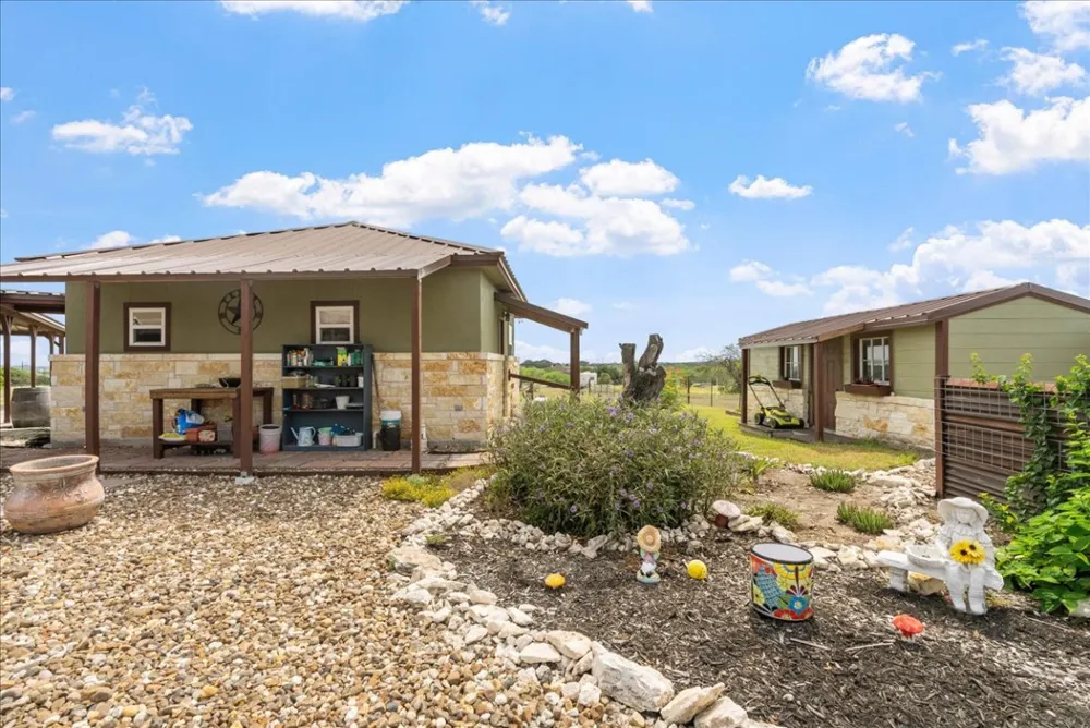 623 Nakishwana Circle Sandia, TX 78383