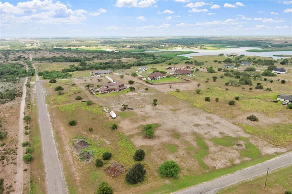 623 Nakishwana Circle Sandia, TX 78383