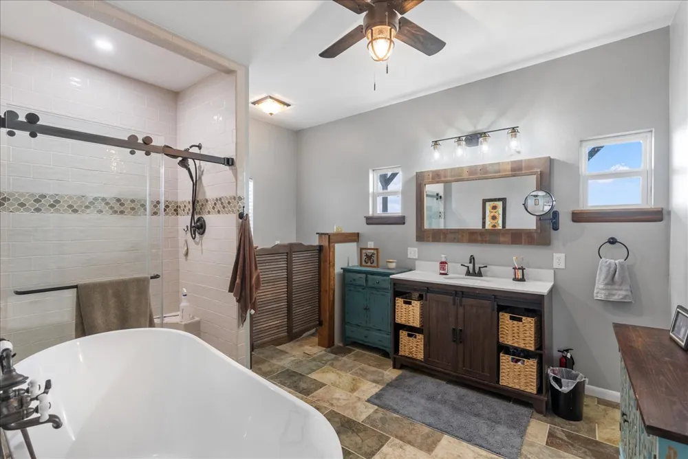 623 Nakishwana Circle Sandia, TX 78383
