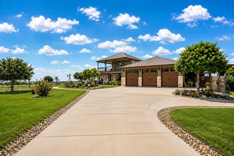 623 Nakishwana Circle