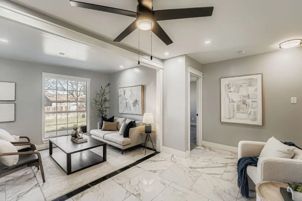 7004 E Meadow Bend Drive Austin, TX 78724