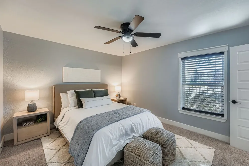 7004 E Meadow Bend Drive Austin, TX 78724
