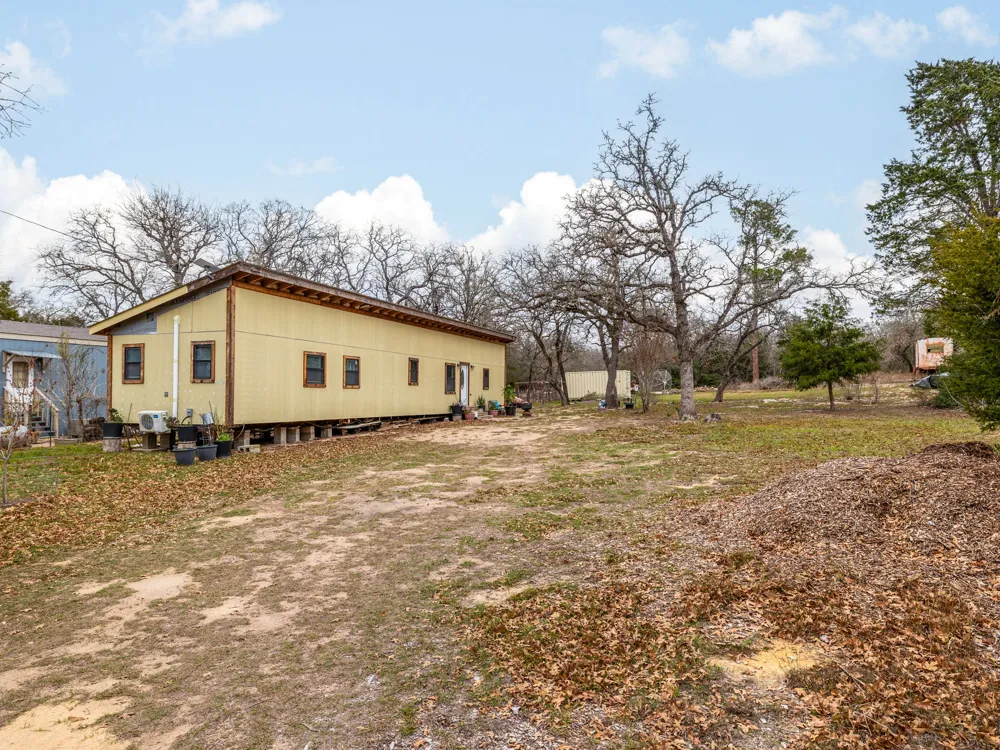 4001 County Rd 481 Thrall, TX 76578