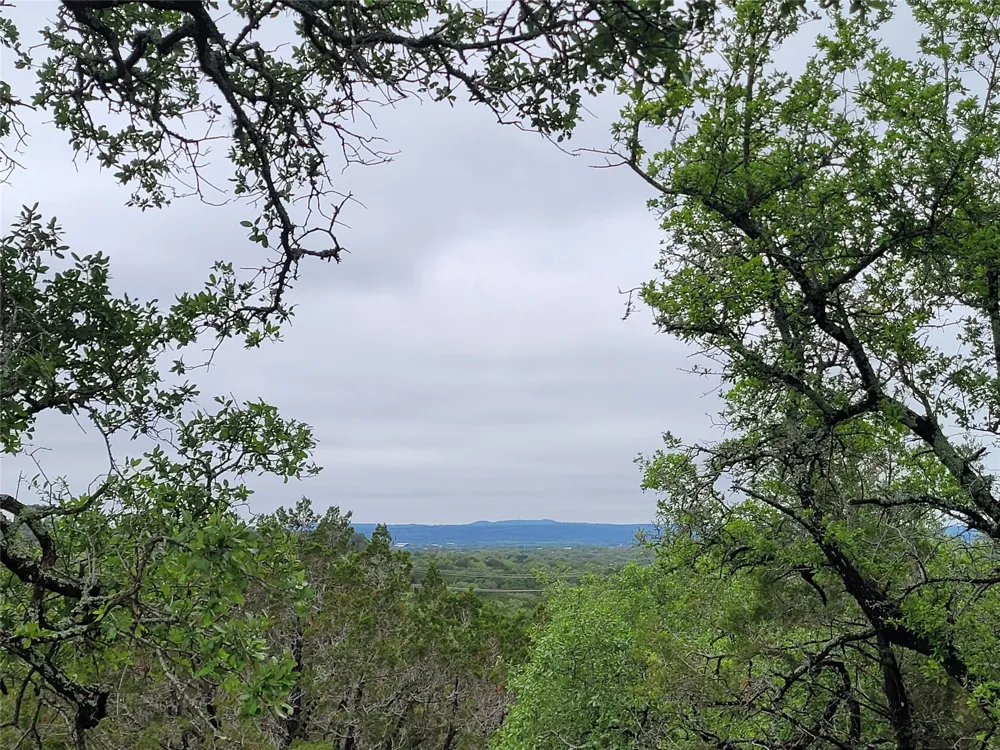 9939 County Road 404 Spicewood, TX 78669