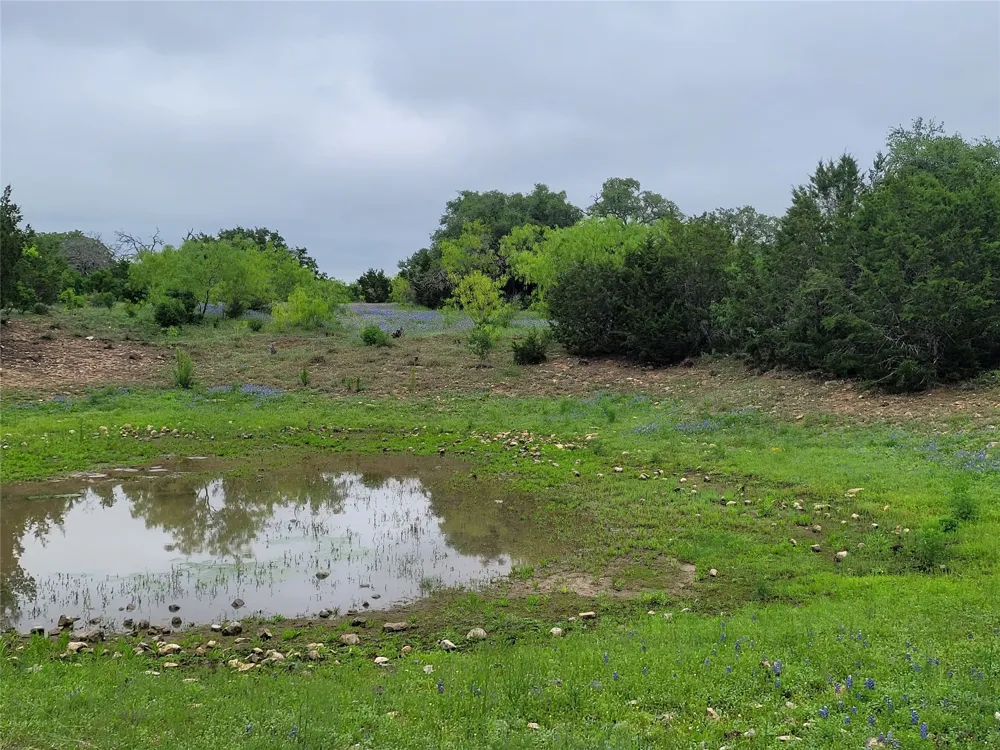 9939 County Road 404 Spicewood, TX 78669
