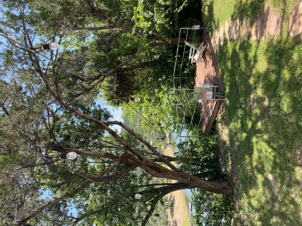 11119 Lakeside Drive Jonestown, TX 78645