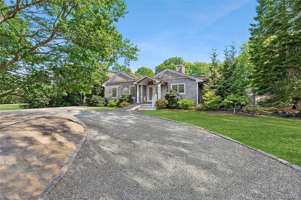122 Beach Road Westhampton Beach, NY 11978