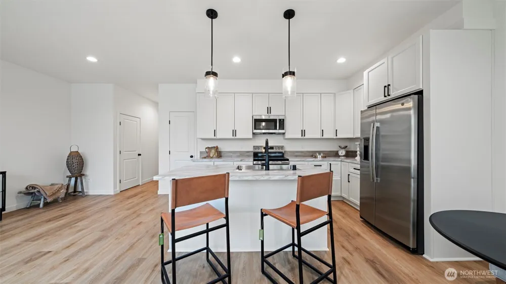 3541 W 6th Place Kennewick, WA 99336