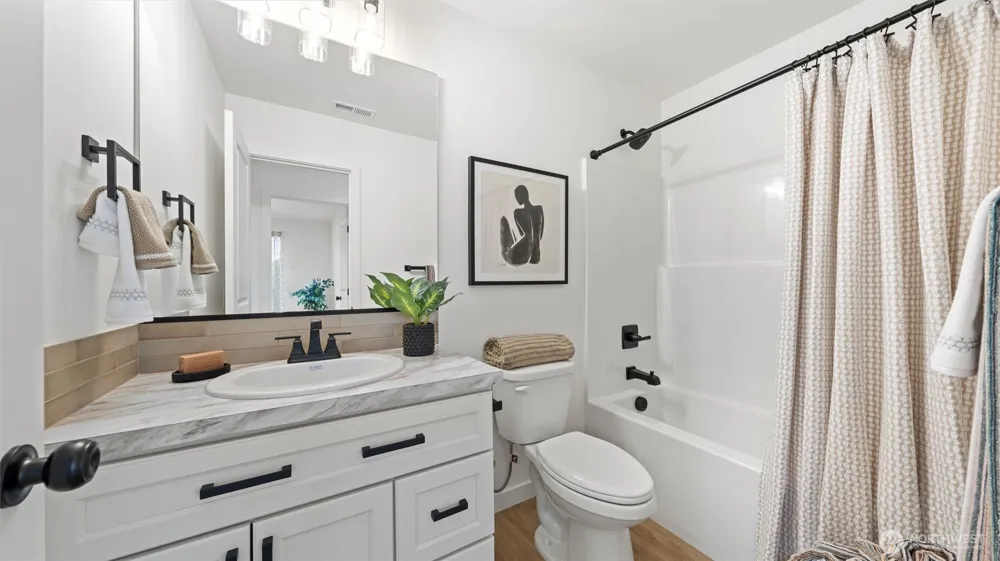 3541 W 6th Place Kennewick, WA 99336
