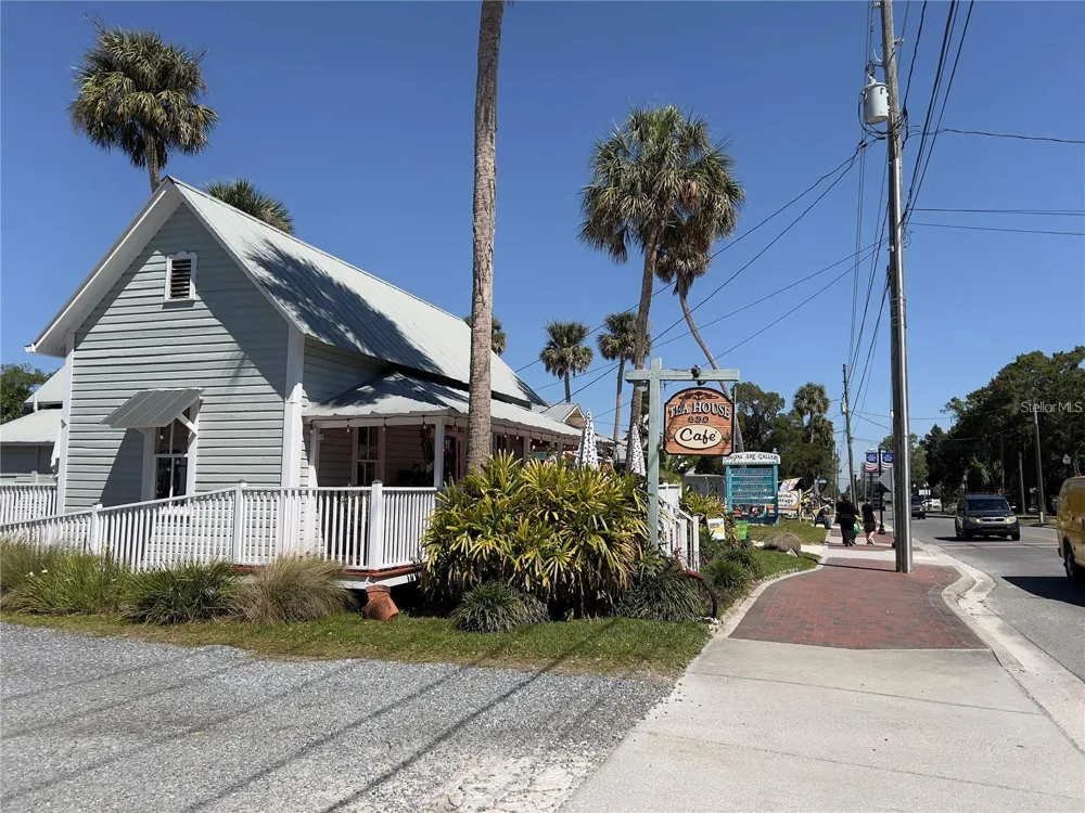 332 NW CRYSTAL STREET Crystal River, FL 34428